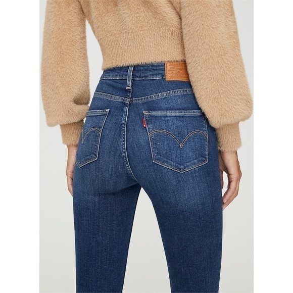 NEW Levi’s 721 High Rise Ripped Skinny Denim Jeans - Picture 7 of 7